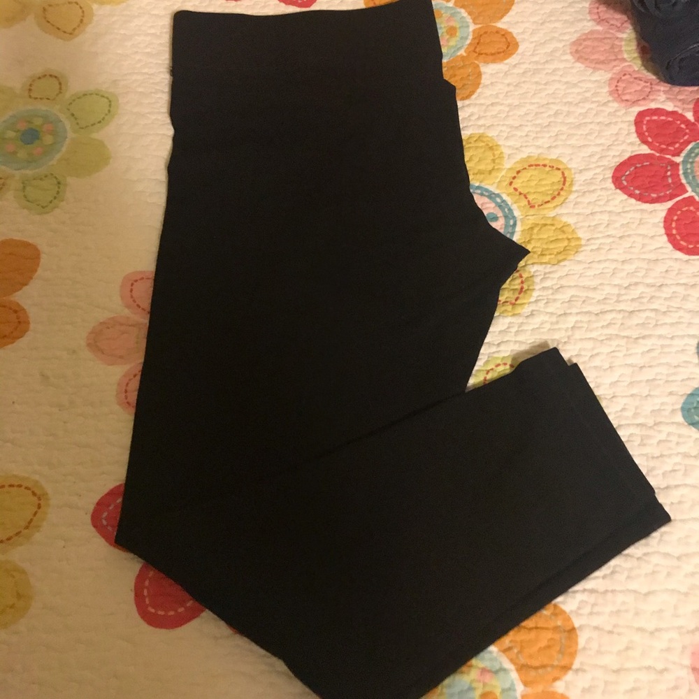 Black leggings